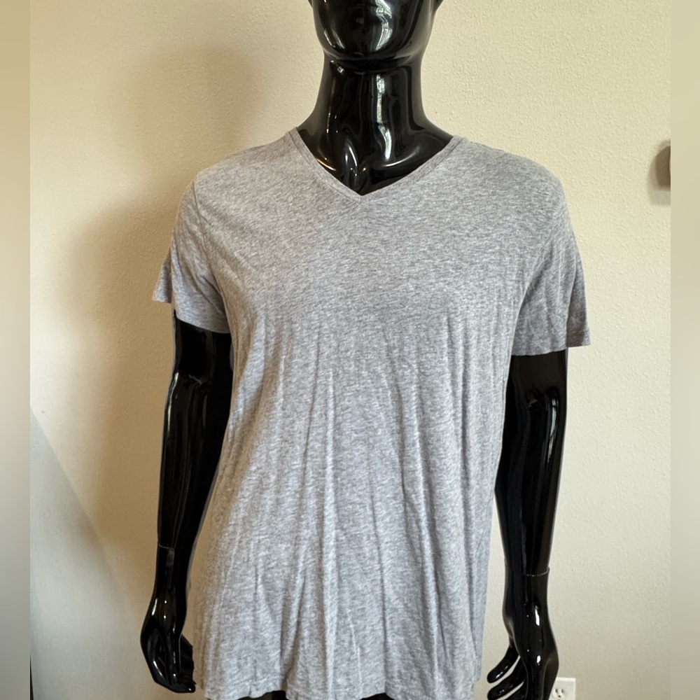 American Eagle Outfitters Gray Short Sleeve Tee